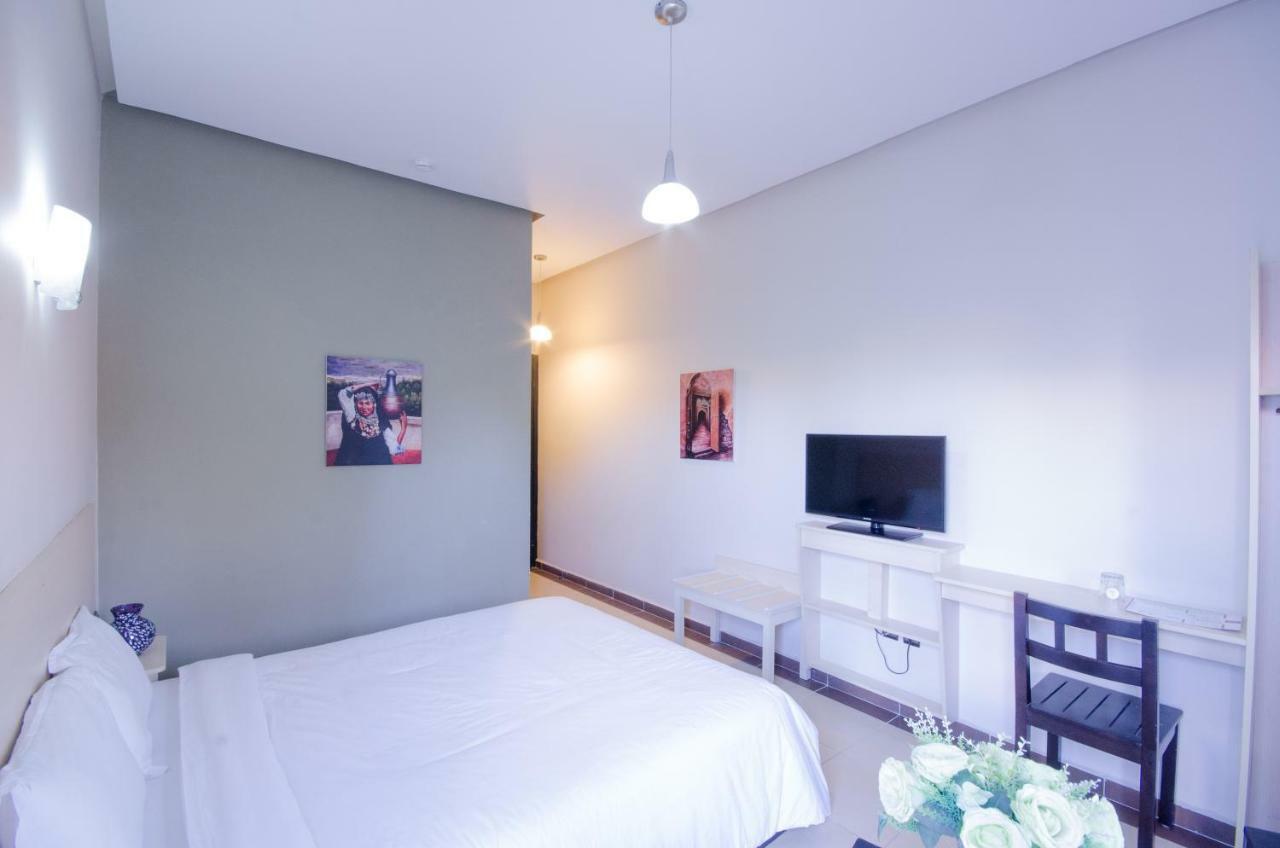 Hotel Inou Аурі Екстер'єр фото